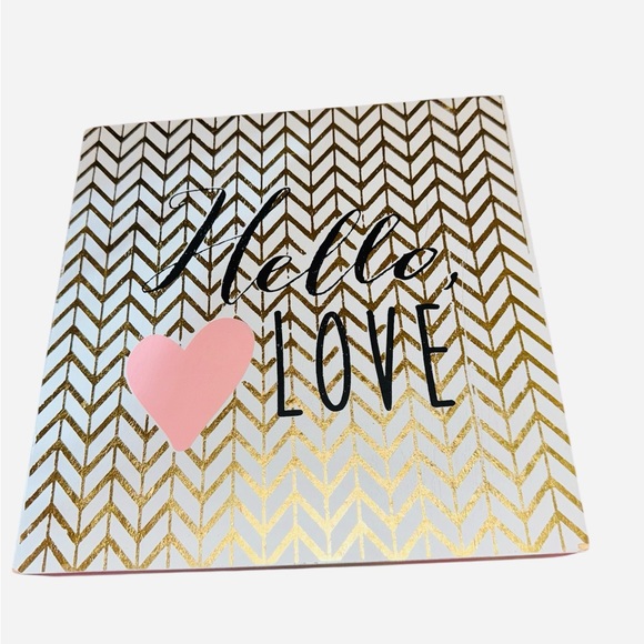 Chevron Pattern wall plaque with Heart Design - Picture 1 of 1